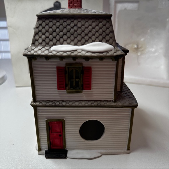 RETIRED: Dept 56 New England Village Series Ann Shaw Toys - Picture 9 of 10